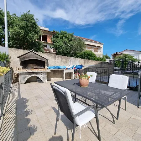 Appartement Nina Cozy Small With Balcony Crikvenica